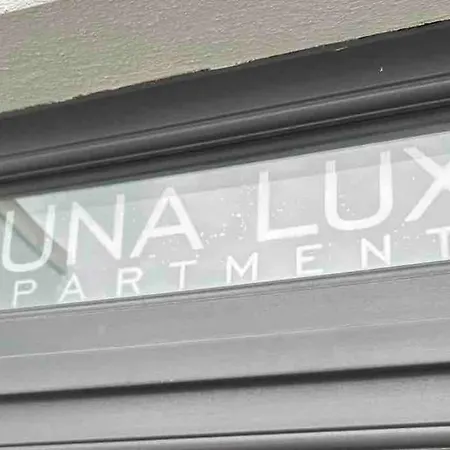 Luna Lux Apartment Portrush Exterior photo