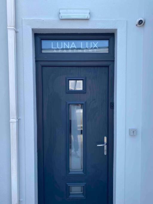 Luna Lux Apartment